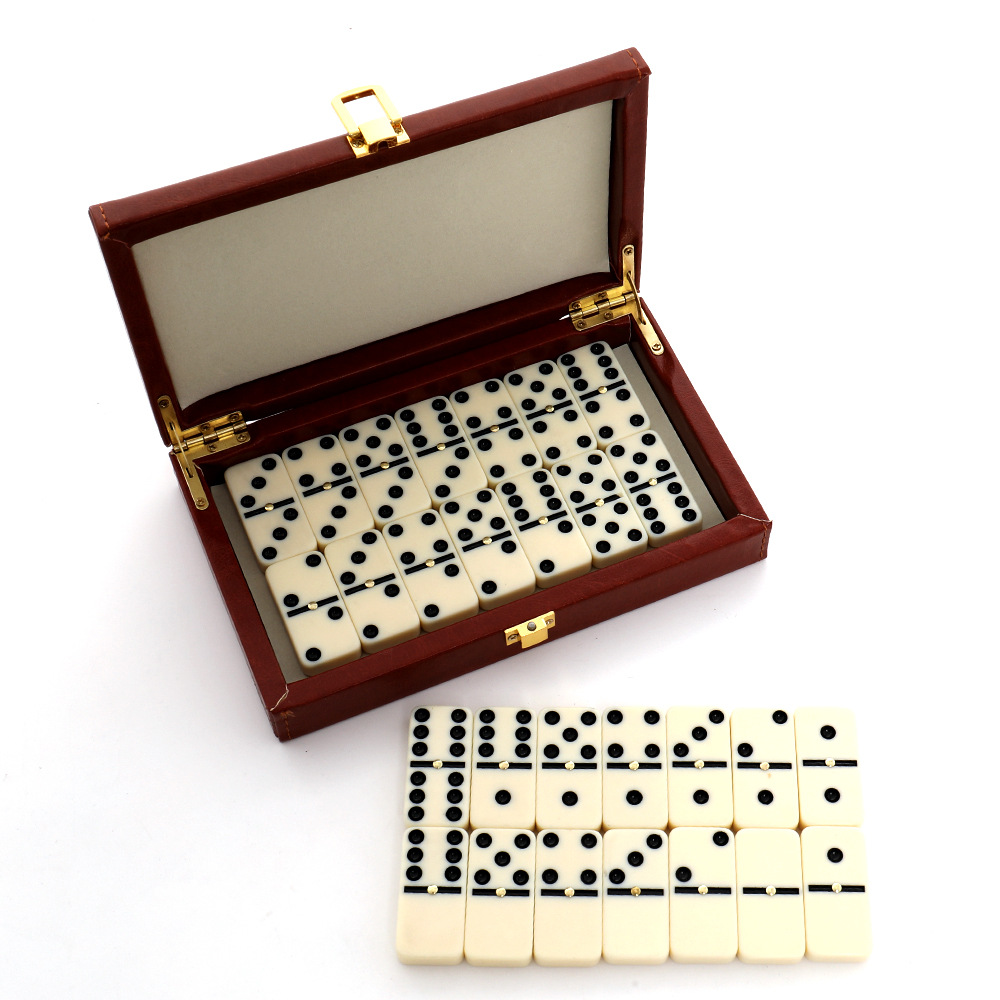 Woodworking For Beginners - 28ピースのレジン製ドミノセット、クラシックなドミノゲーム、精巧な木製ボックス付き、大人と子供向けのファミリートラベルテーブルゲーム